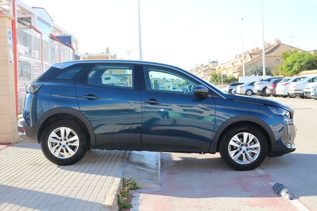 PEUGEOT 3008 ACTIVE 1.2 E-THP AUTO SPANISH LHD IN SPAIN 42000 MILES SUPERB 2021